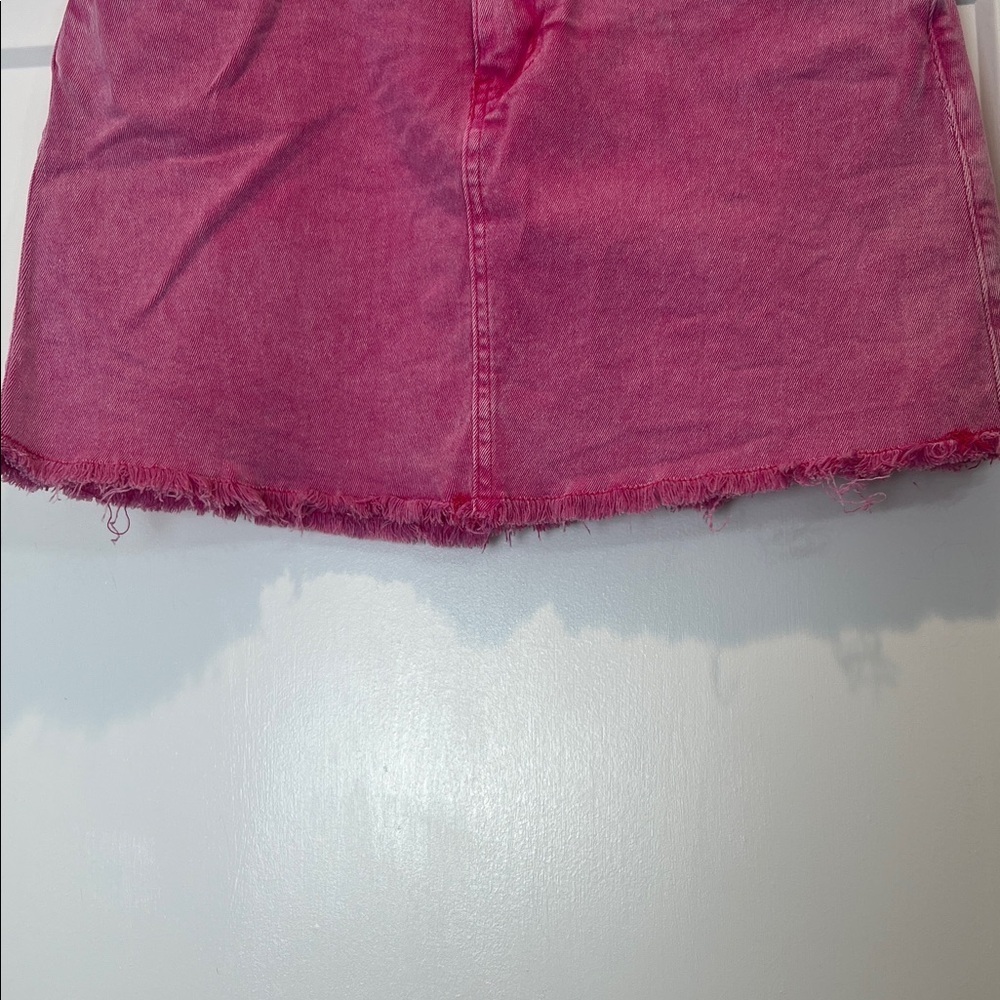 Zenana Outfitters Pink acid washed Denim Mini Skirt size medium. - Picture 4 of 9